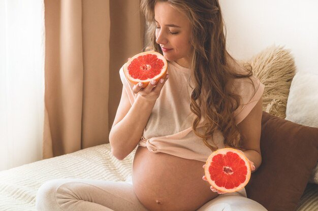 Pregnancy and healthy organic nutrition. Pregnancy and grapefruit