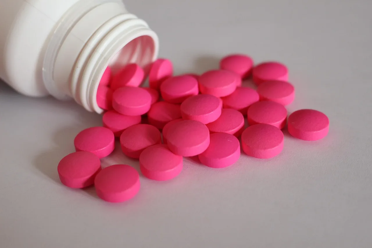 painkillers, tabletki, medicine, drug, remedy, ibuprofen
