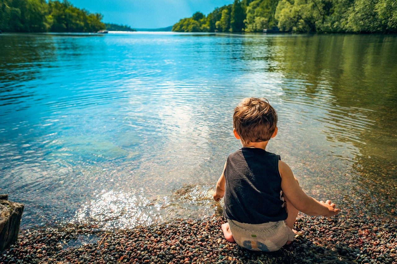 child, boy, lake, water, nature, playing, toddler, kid, little, childhood, summer, happiness, play, joy, white, caucasian, outdoors, beach, shore