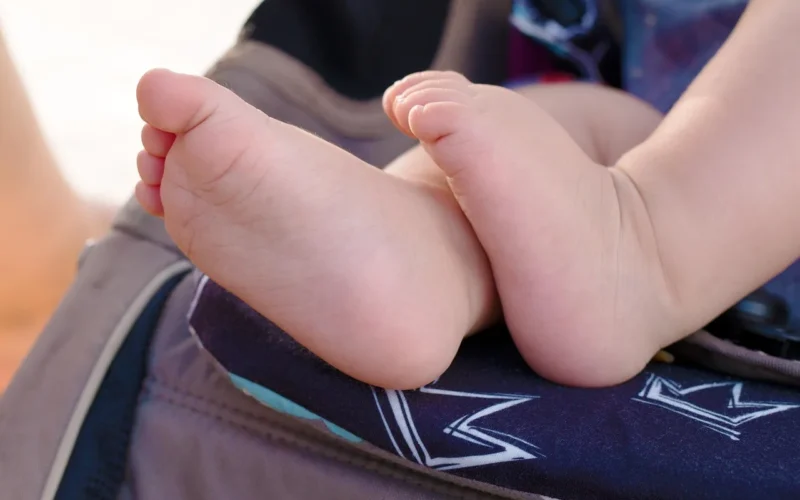 stroller, summer, walking, lying, tiny, small, nowonarodzony, baby, child, infant, ludzie, kid, foot, leg, natura, niewinność, toe, piękno, birth, sweet, skin, finger, feet, toddler, soft, lifestyle